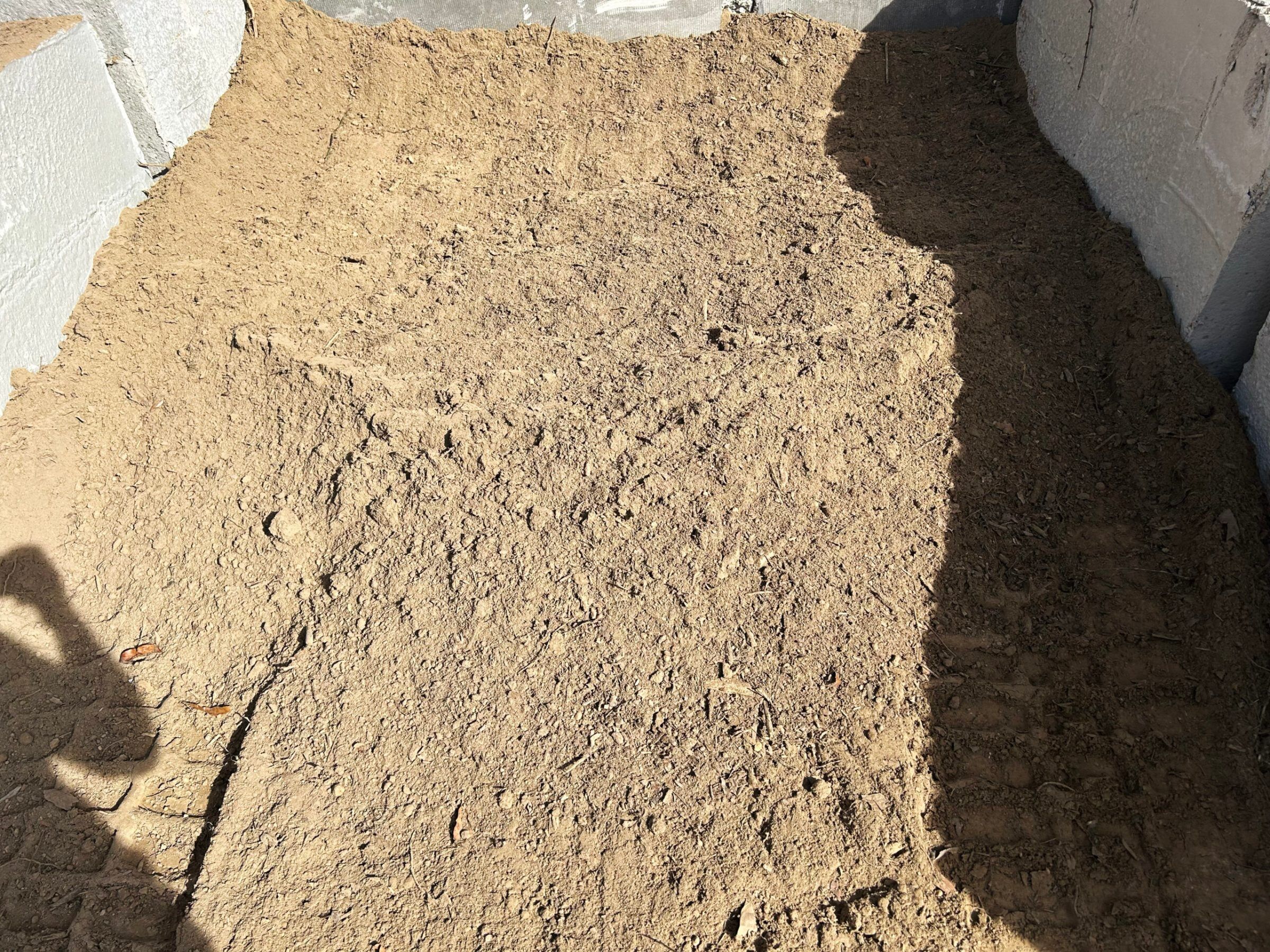 Screened topsoil near me